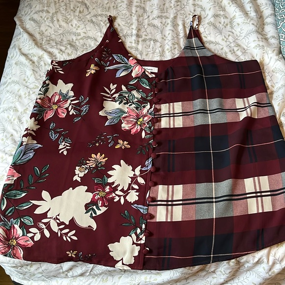 Top, size small Reitmans - Picture 2 of 5